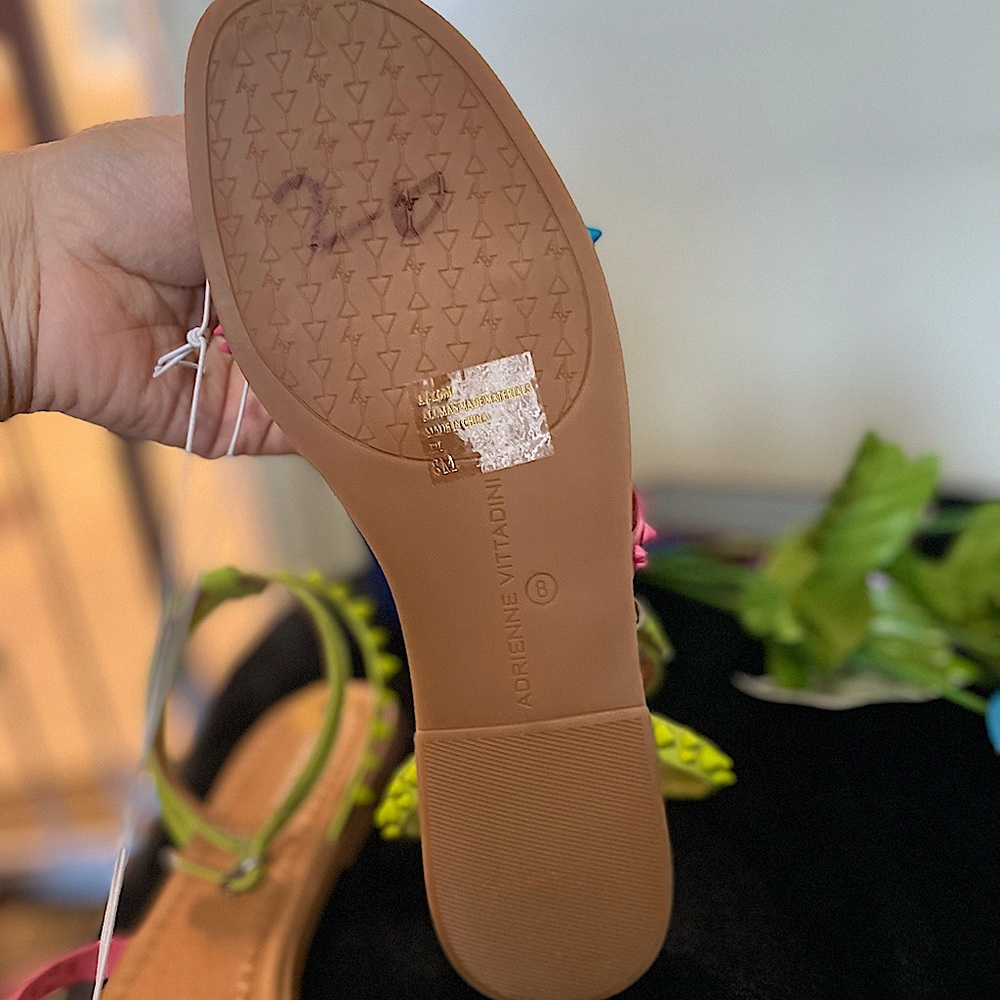 Adrienne Vittadini sandals - Picture 4 of 5